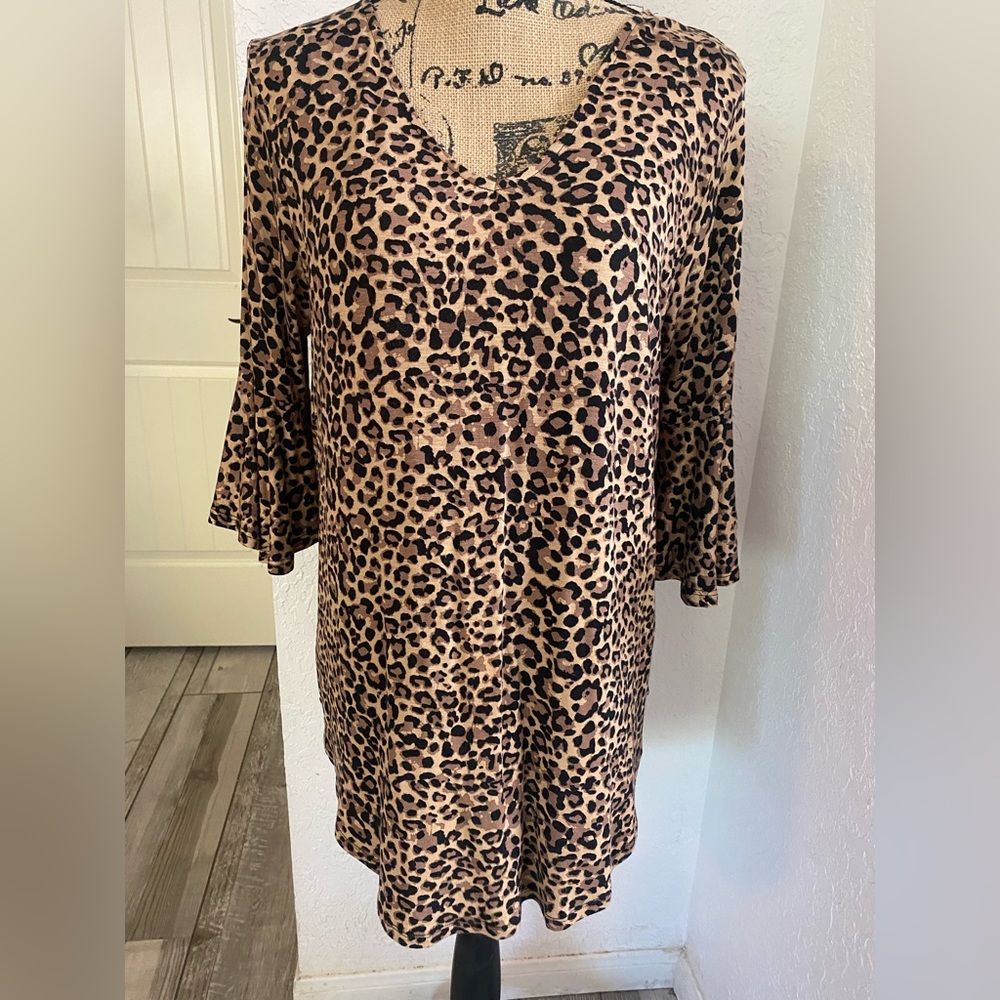 Shiela Rose Leopard Print Top
